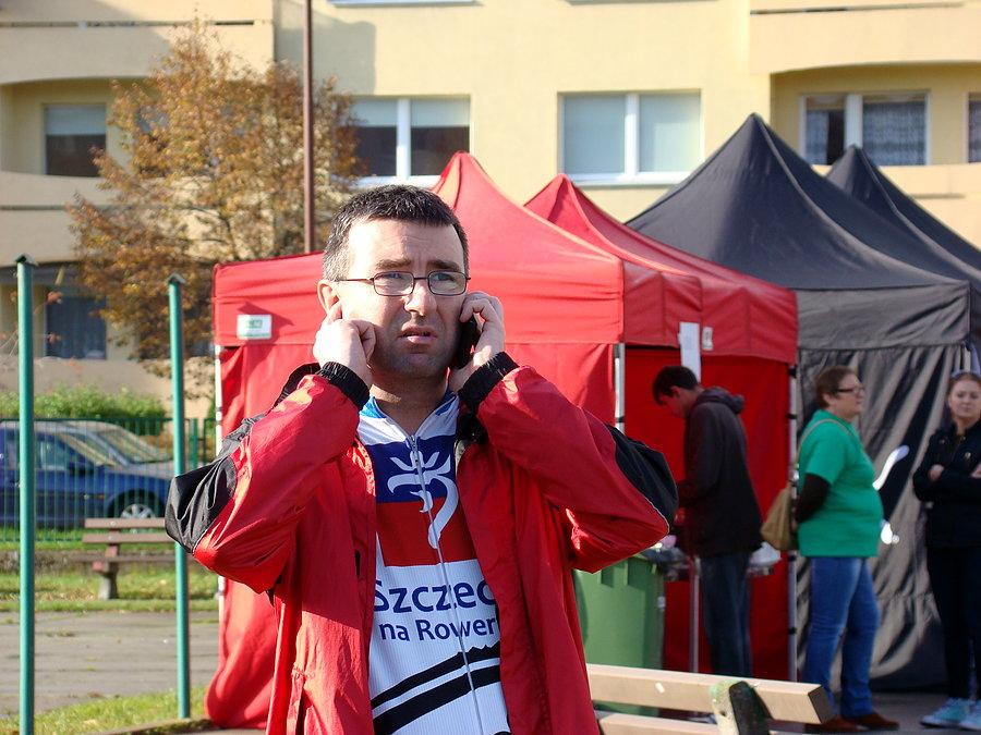 Uzgadniają szczegóły z tymi co w trasie