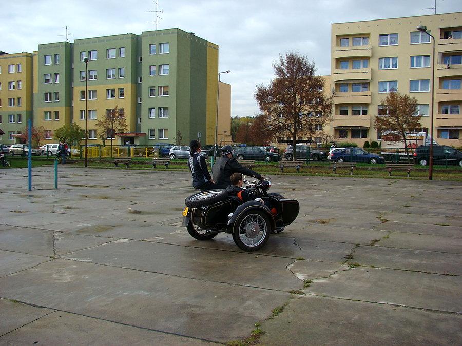 Renaty testują jazdę zabytkami