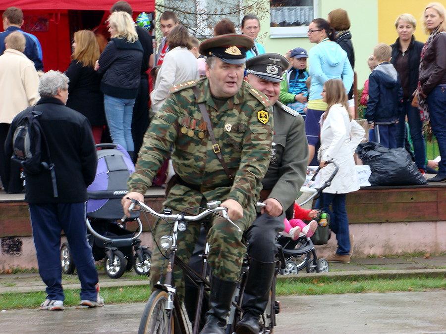 Czyżby ktoś kogoś zniewolił i nim kieruje?