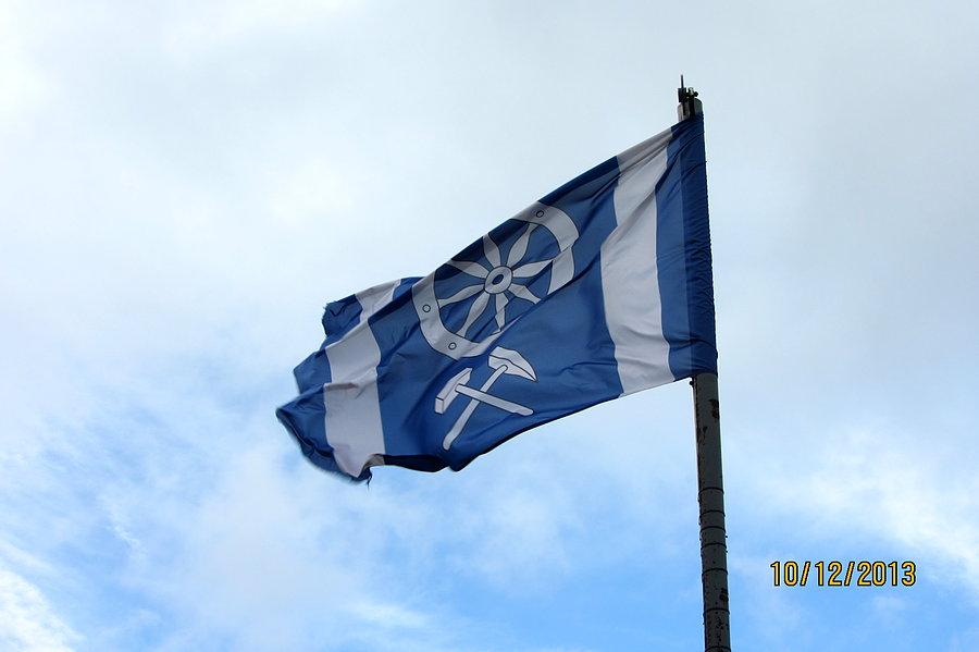 Flaga Nové Město pod Smrkem na wieży widokowej