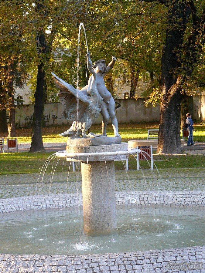 Golas z łabędziem :P