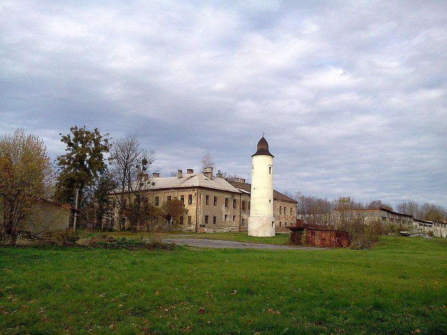 Dwór w Chociebużu