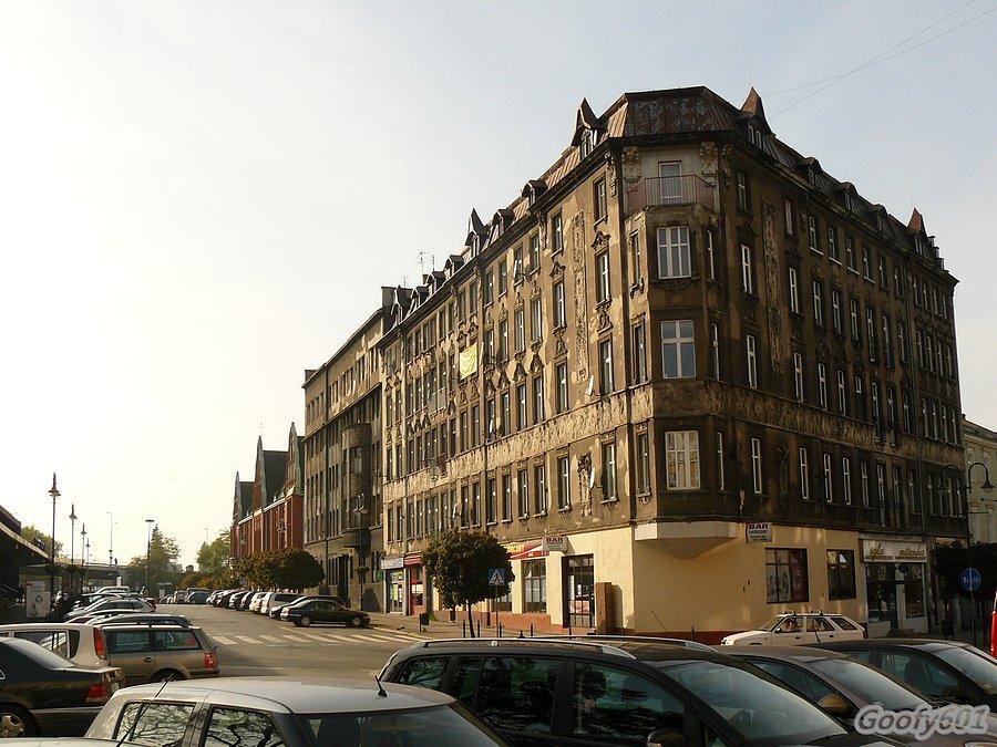 Kamienica na rogu z ul. Wolności