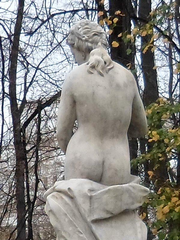 Posągowe kształty w czystej postaci