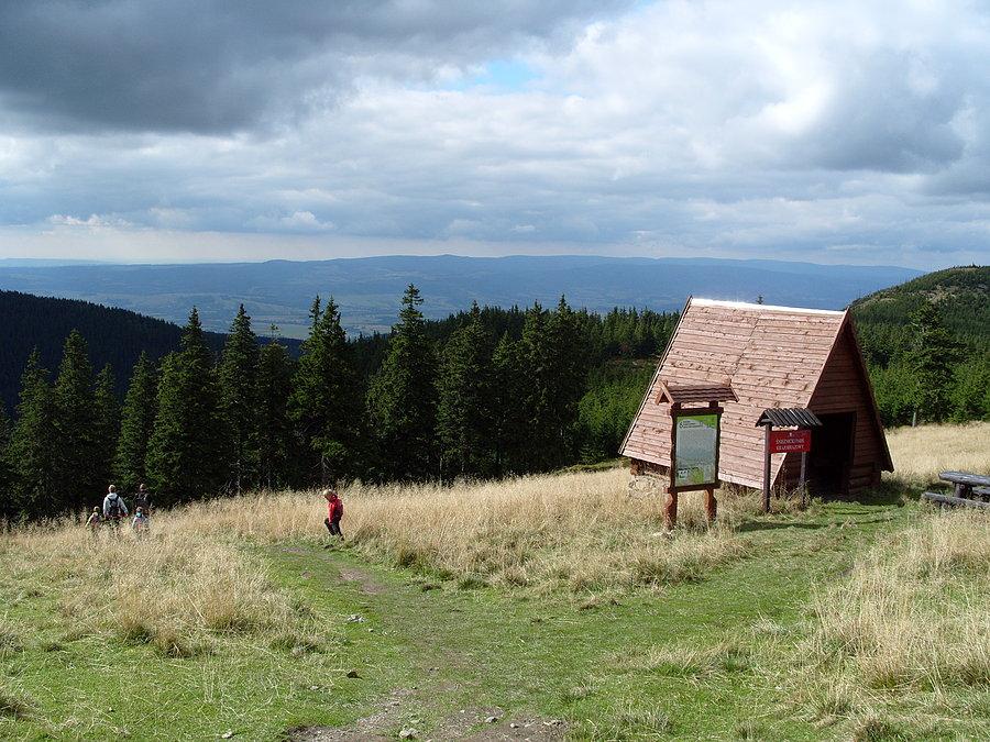 Widok na otaczające góry lasy i łąki ;)