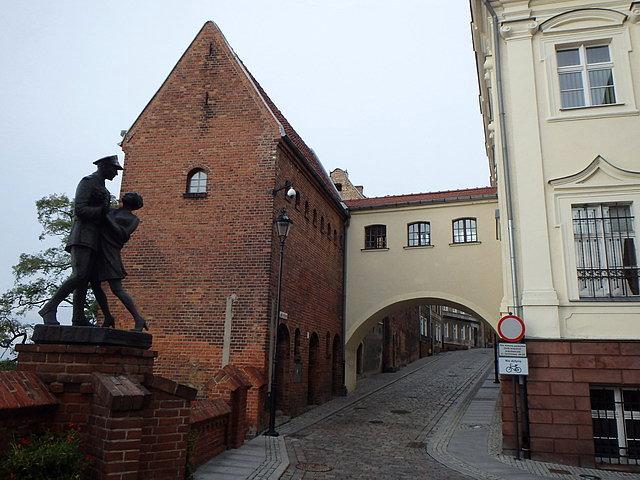 Ulica Spichrzowa w kierunku Góry Zamkowej