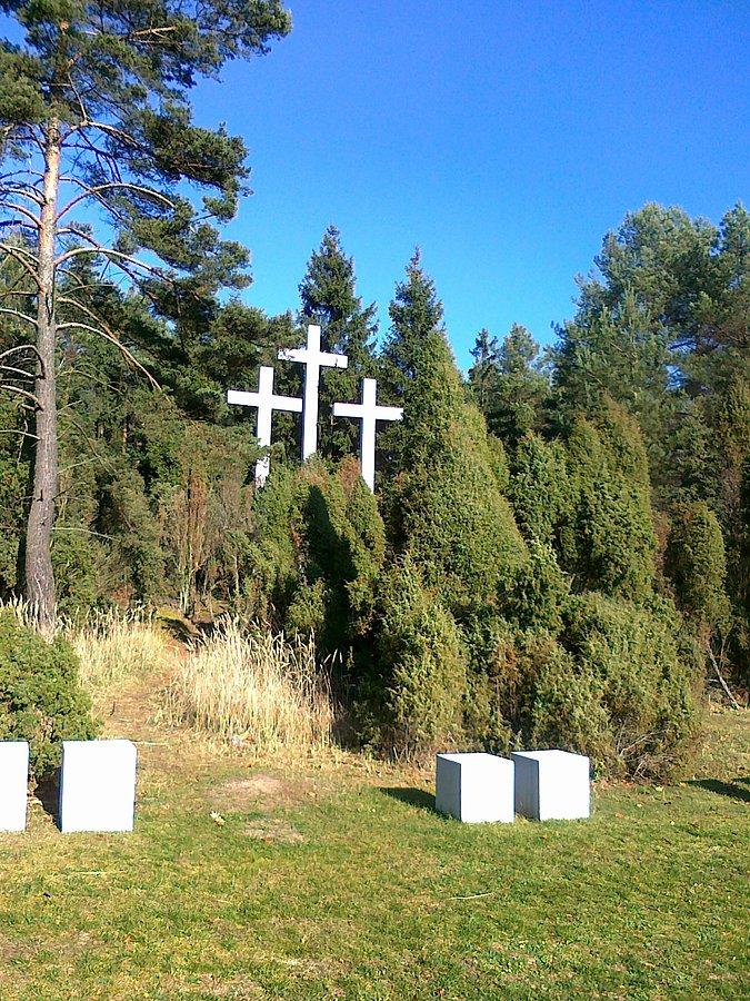 Białe krzyże