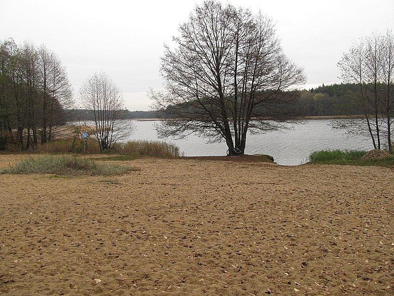 Jezioro Kołatkowskie - plaża w Stęszewku