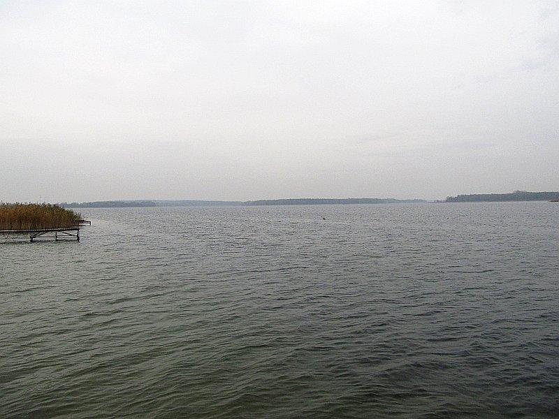Jezioro Powidzkie - widok z Powidza