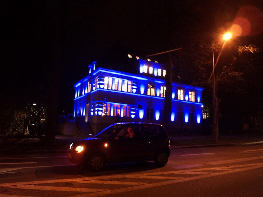 Domek z iluminacją