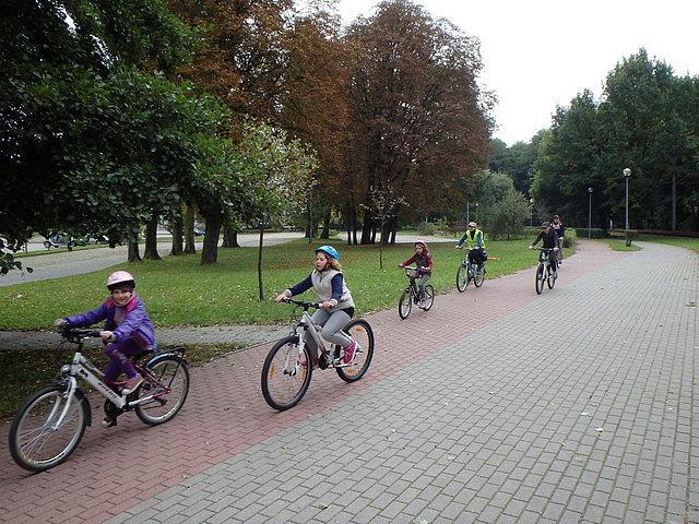 Mijamy park naprzeciwko Łuczniczki