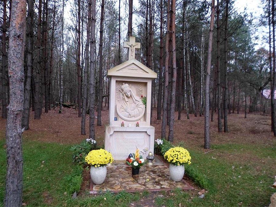 Kapliczka, tym razem współczesna