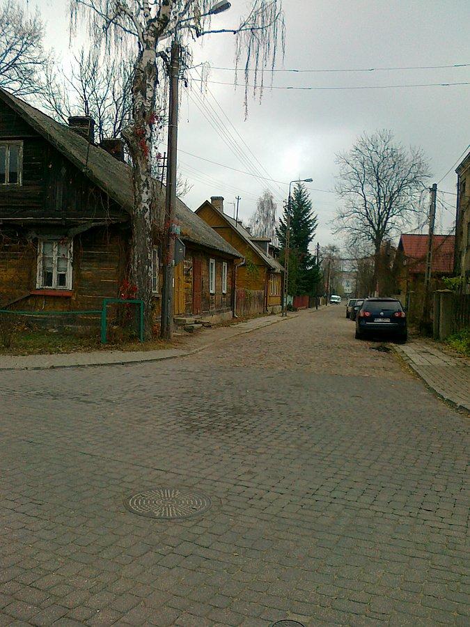 Bojary. Osiedle zabytkowych przedwojennych drewnianych domków