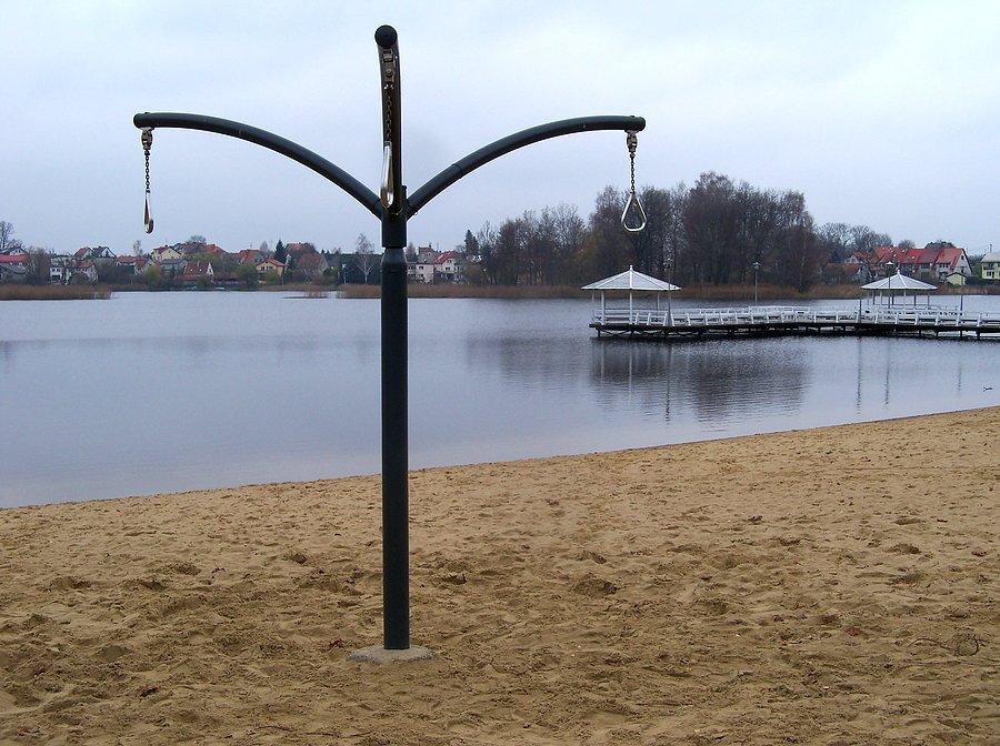 Szczytno - karuzela na plaży