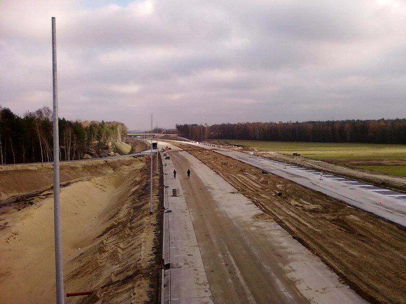 Widok na S8 z S14 na wschód