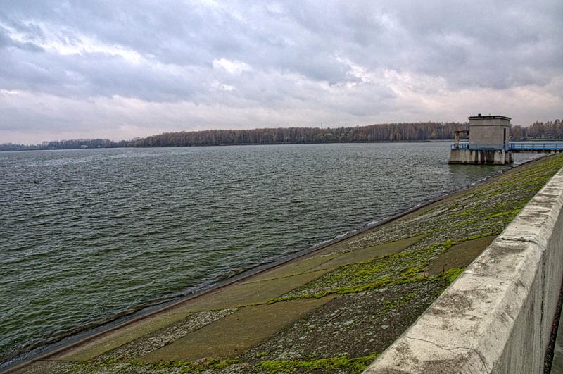 Na zaporze w Goczałkowicach