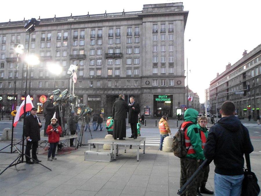 Miejsca mojego dzieciństwa: W tle (był )słynny neon siatkarki