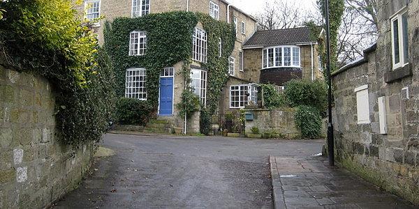 Bond End w Knaresborough
