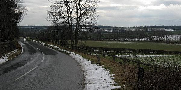Początkowo miałem jechać do Spofforth przez Follifoot, ale zawróciłem i pojechałem główną drogą A661