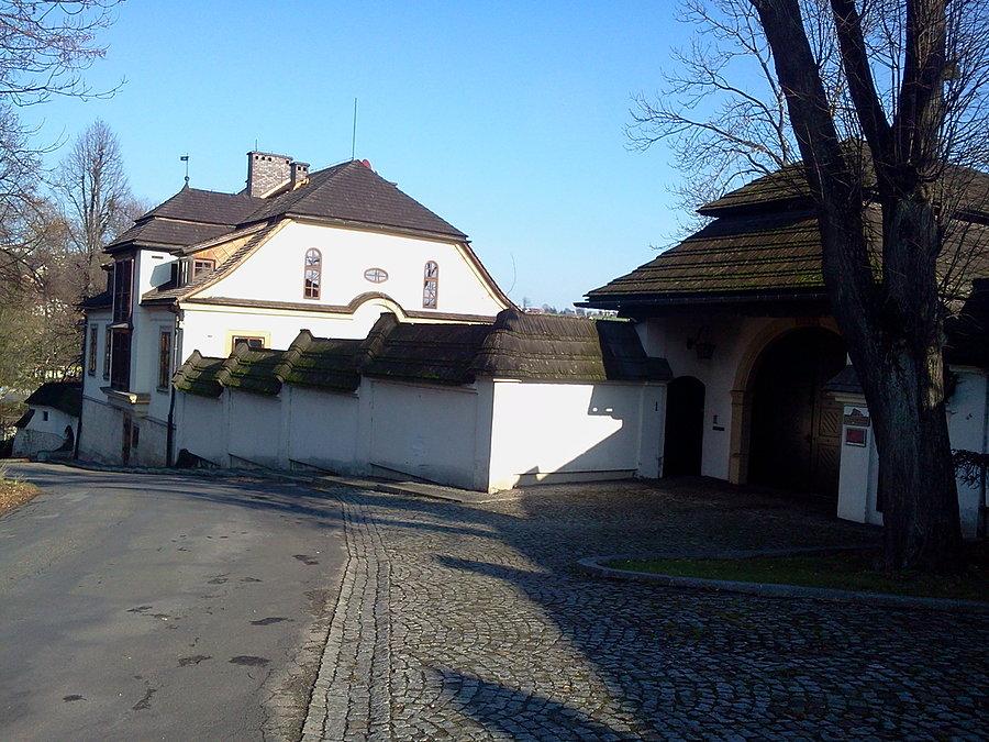 Dwór w Błogocicach