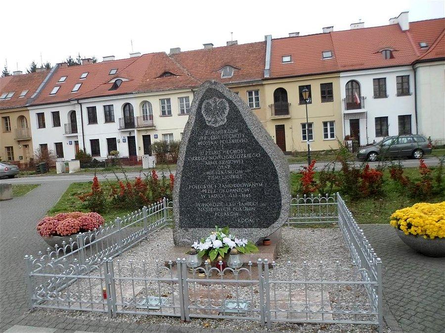 Ku pamięci