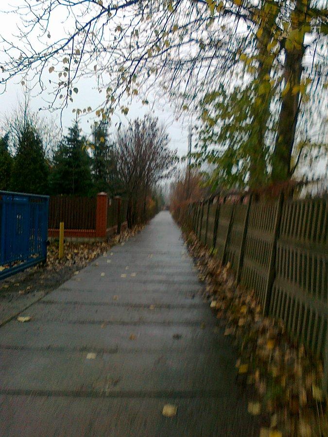 Betonką dojechałam do zajezdni
