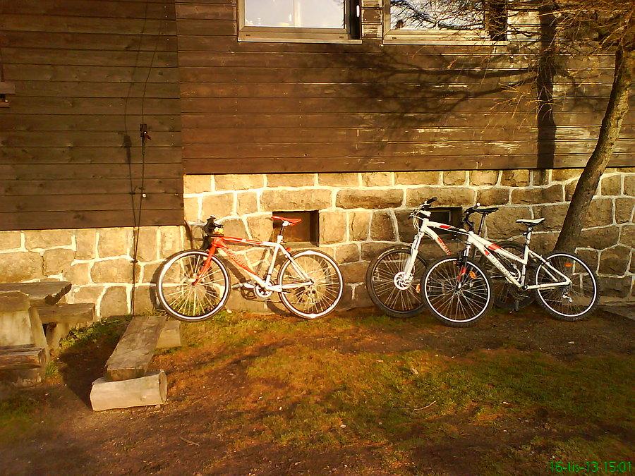 Rowery pod Chatką Górzystów... MTB to każdy głupi... ;p