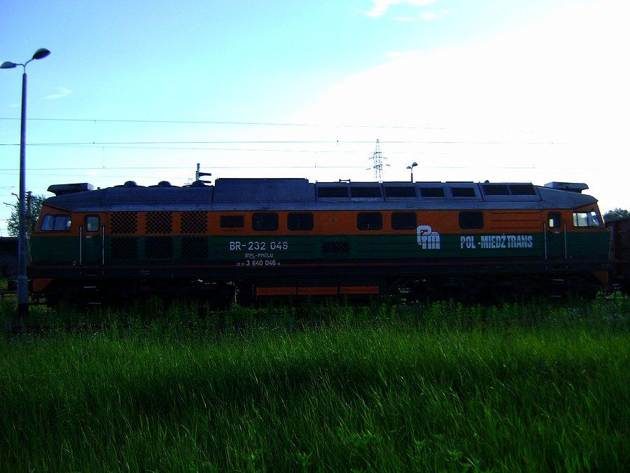 BR232-049 P-MT na stacji Tomaszów Mazowiecki
