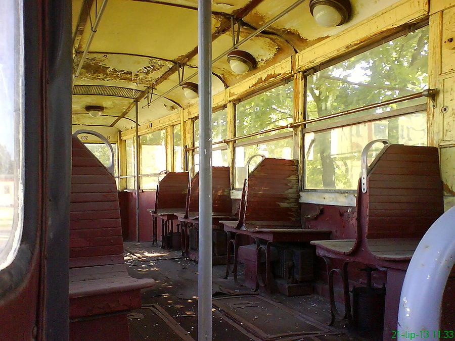 Wnętrze tramwaju pod jeleniogórskim MZK