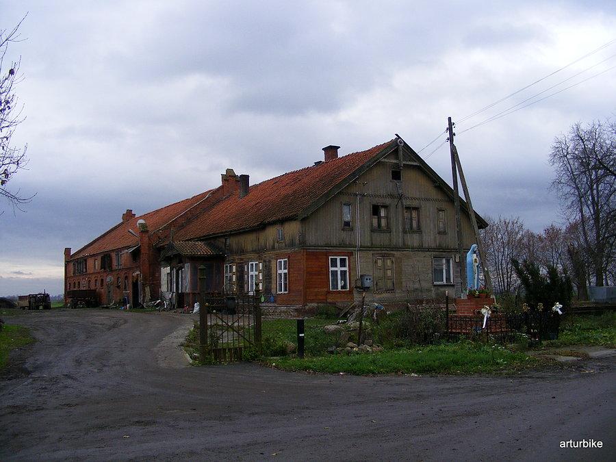 Mirowo, zagroda olenderska typ wzdłużny