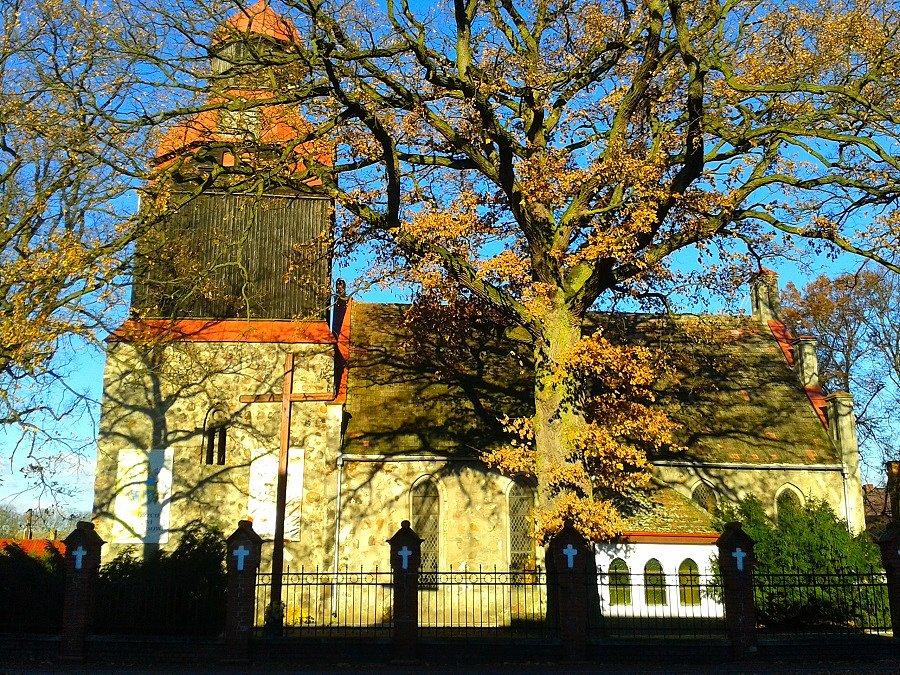 Kościół Matki Bożej Nieustającej Pomocy w Suchaniu