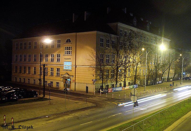 Gmach szkół publicznych przy Czerniakowskiej