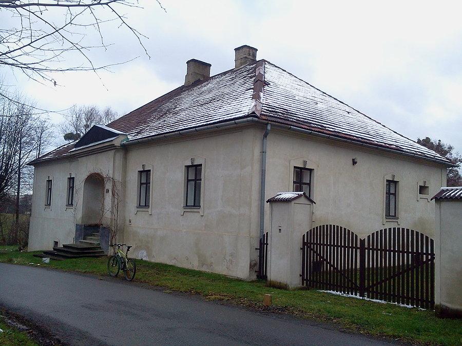 Dwór w Smilovicach