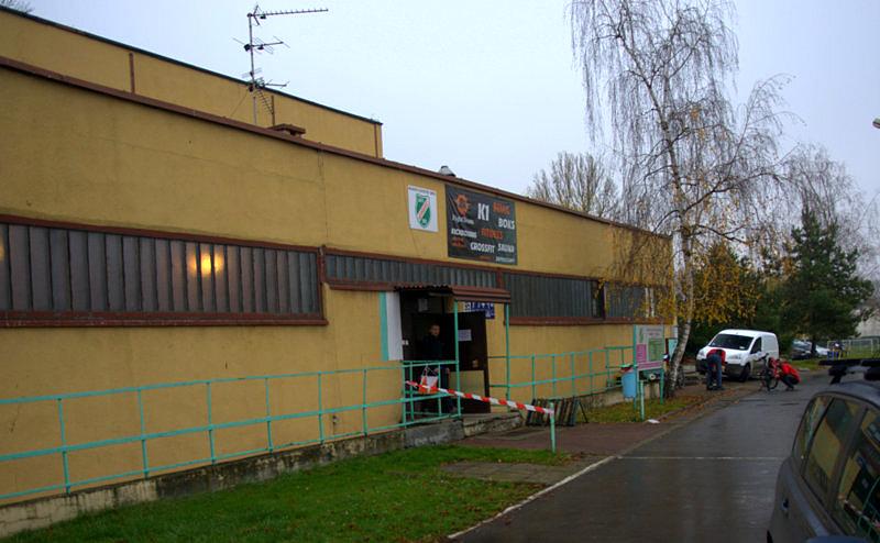 Budynek pamięta jeszcze głęboki PRL