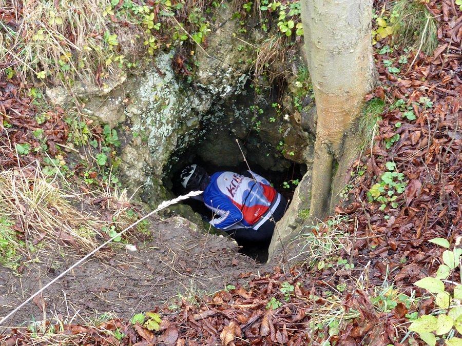 Próba wejścia do środka
