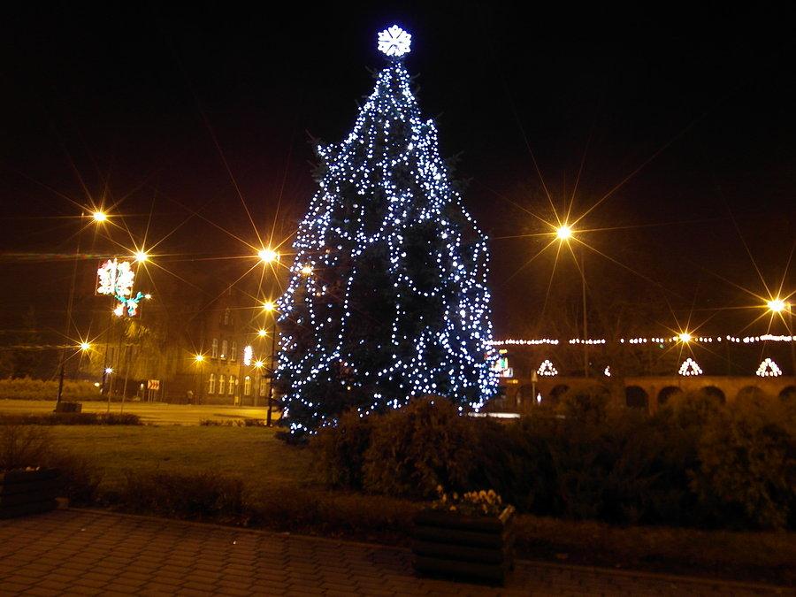 Świąteczny Tczew nocą