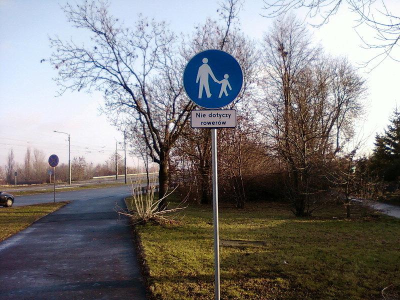 Chodnik też dla rowerzystów