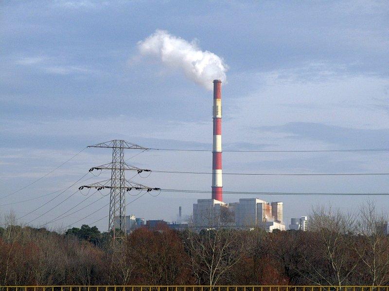 Elektrociepłownia Poznań Karolin z górującym 205 metrowym koninem (nie wiem dlaczego, ale takie budowle przyprawiają mnie o ciarki)