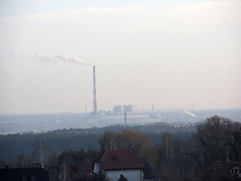 Powietrze nie było przejrzyste, ale EC Karolin dumnie góruje nad okolicą