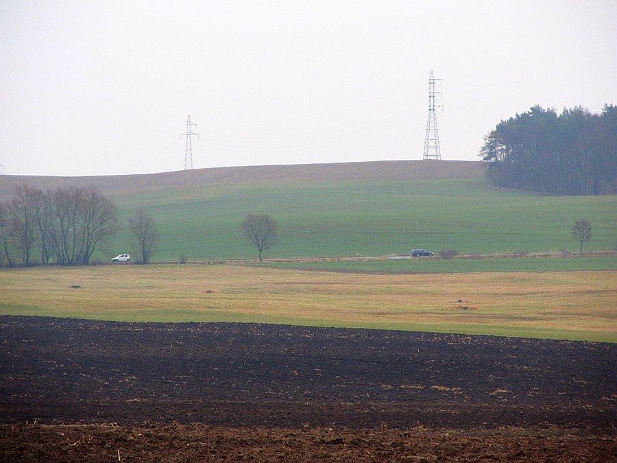 Wzniesienie terenu niedaleko Kowalskiego