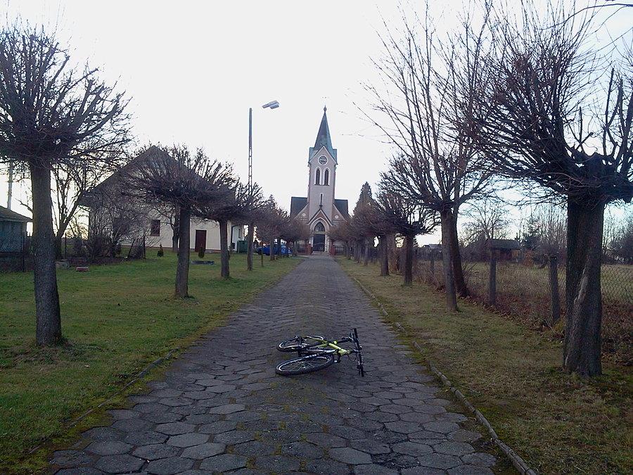Dębowiec kościół ewangelicki