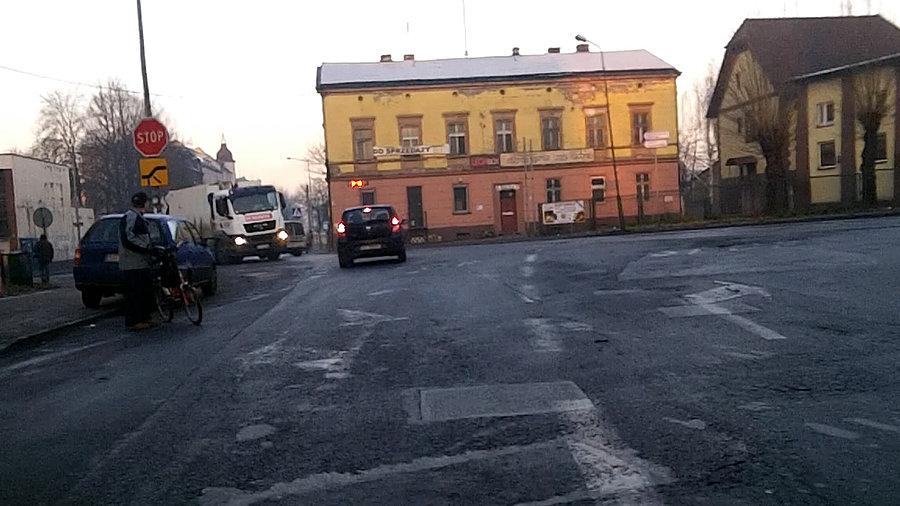 Z kamerki -Chyba najbardziej sp...e skrzyżowanie w Gliwicach