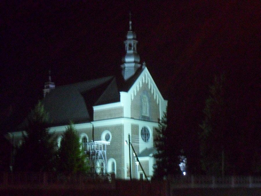 Kosciułek w ostrowach