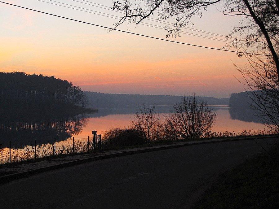 Jerzykowo - wieczorny widok na Jezioro Kowalskie