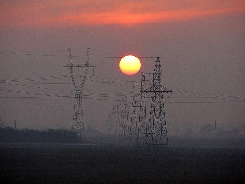Zachód Słońca na polach nieopodal Wierzonki