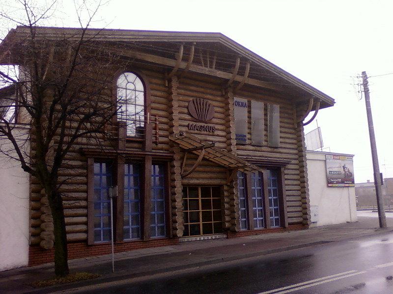 Salon okien