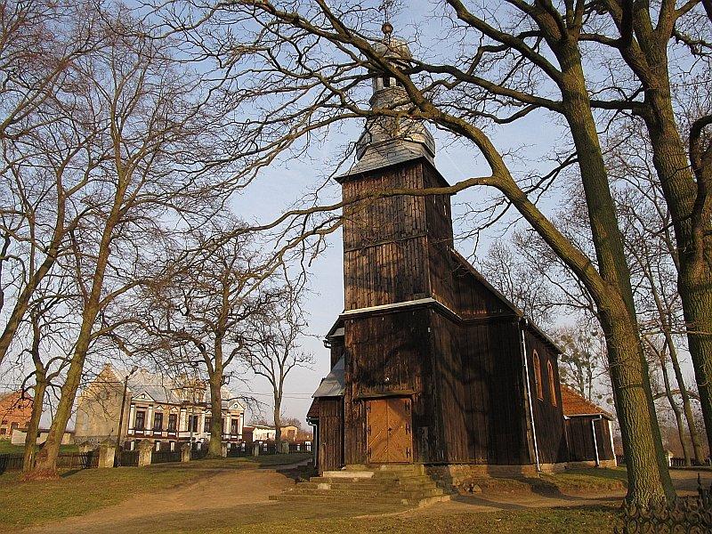 Raczkowo - drewniany kościół z 1780-82 roku