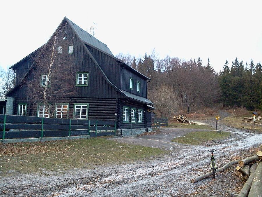 Schronisko na Ropiczce