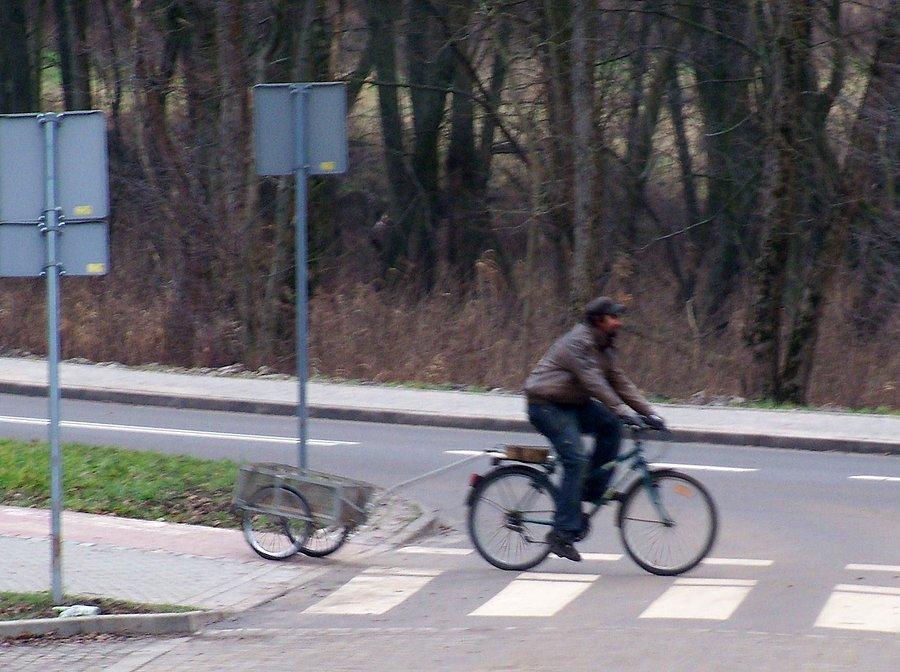 Noworoczne spotkanie rowerzystów - ten biker był już w pracy :-)