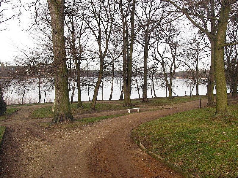 Wągrowiec - Park przy Jeziorze Durowskim